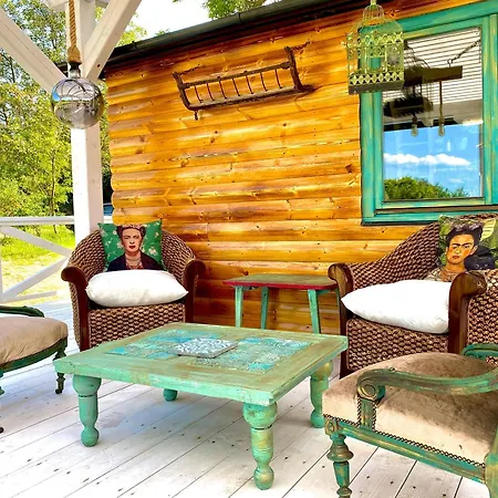 Tiny Bohemian At Balaton Vakantiehuis *