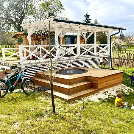 Tiny Bohemian At Balaton Vakantiehuis