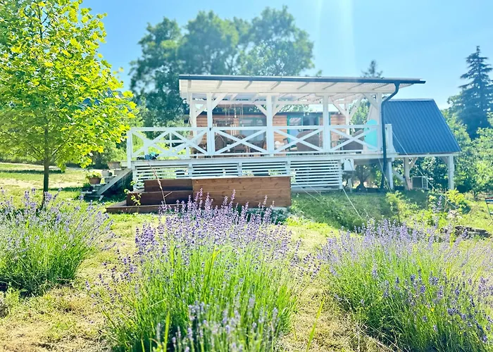 Vakantiehuis Tiny Bohemian At Balaton
